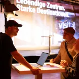 Teilnehmende auf der Netzwerkveranstaltung „Lebendige Zentren. Starke Destinationen“