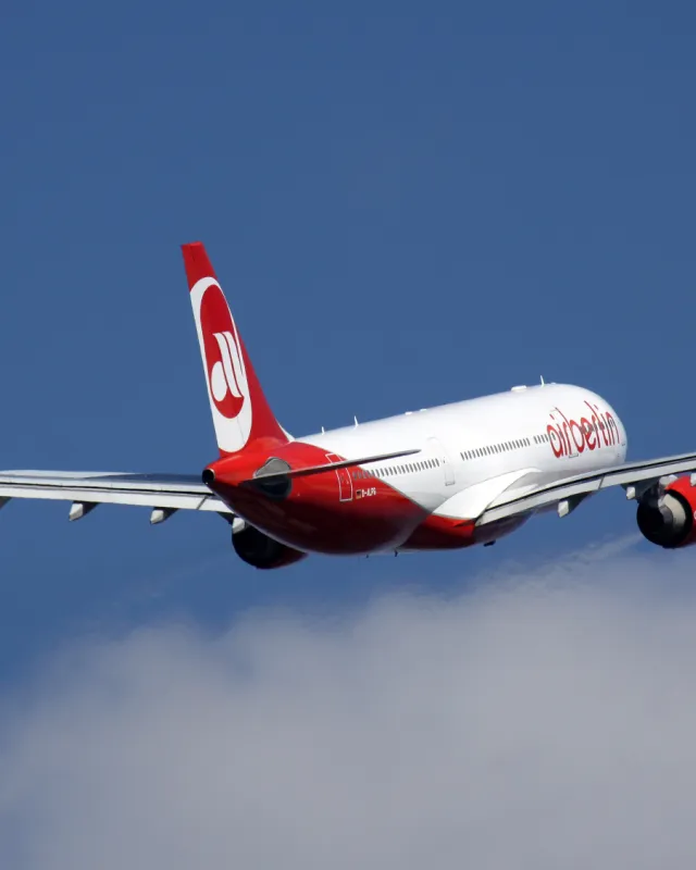 A330
