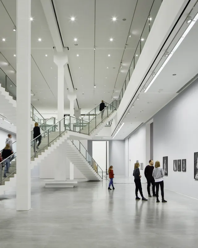 Berlinische Galerie, Treppenhalle