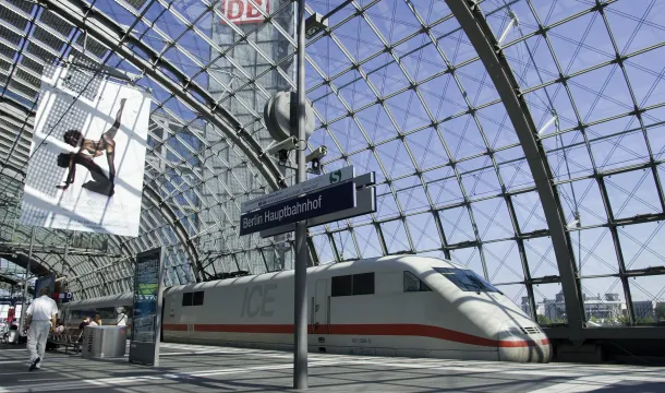 ICE im Hauptbahnhof